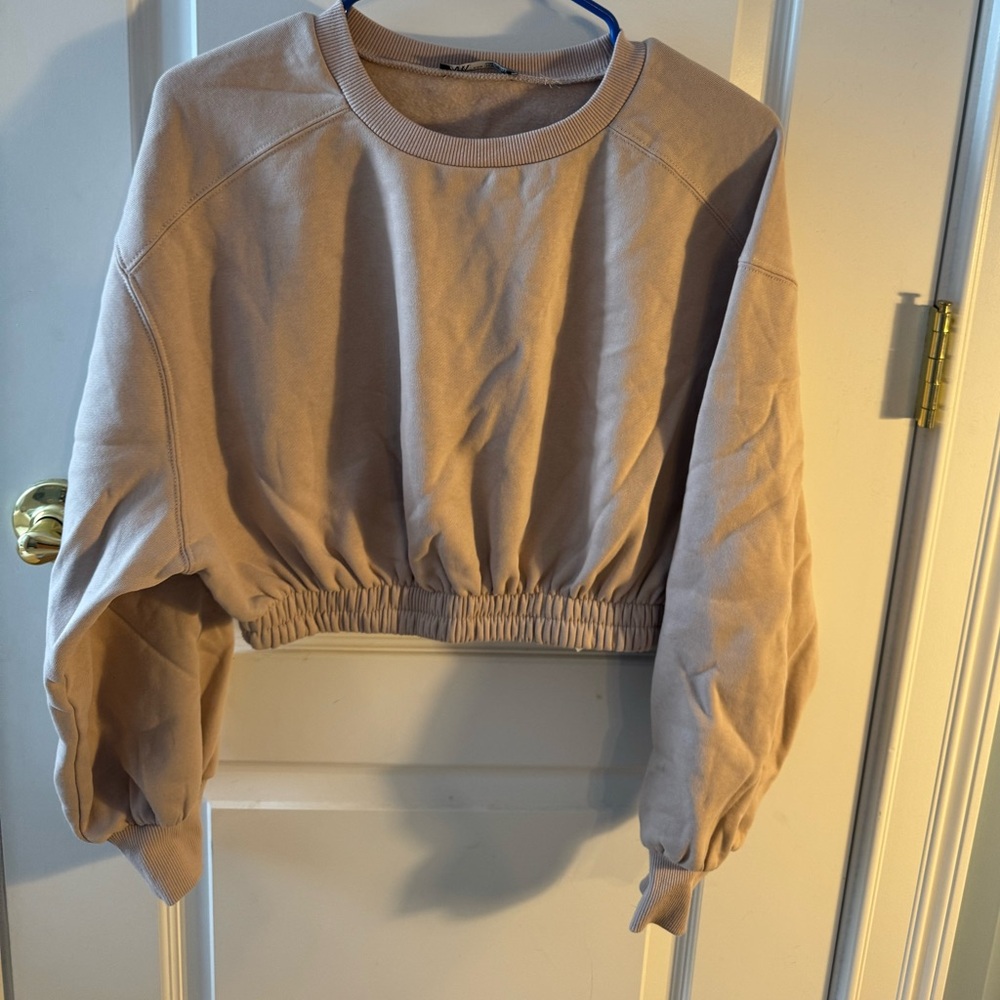 Zara sweatshirt crop top